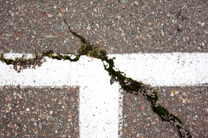 repair cracked asphalt